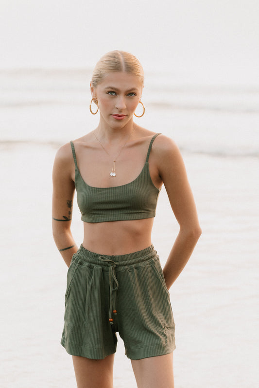 Shorts Laço Canelado Oliva