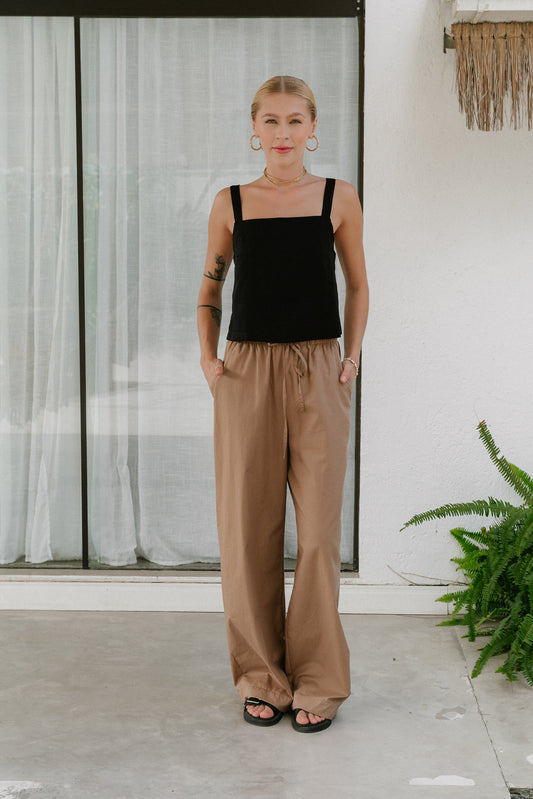 Regata Quadrada Preta