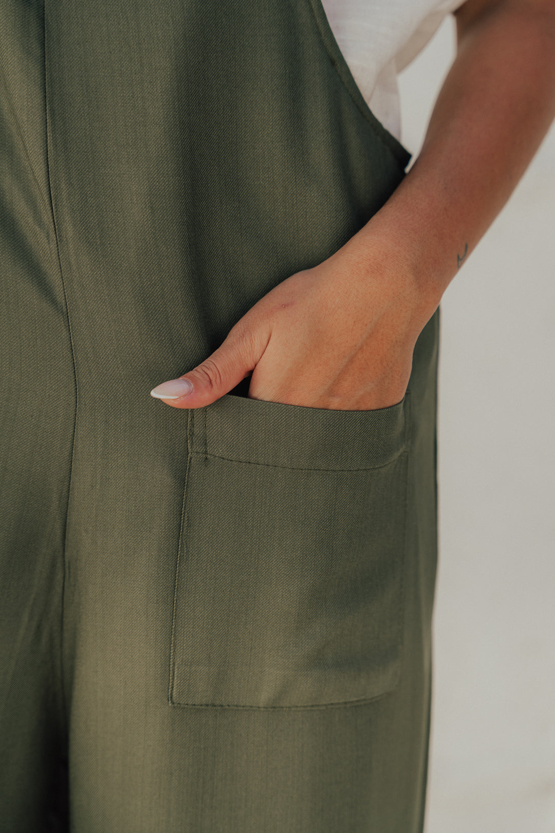 Jardineira Longa Oliva