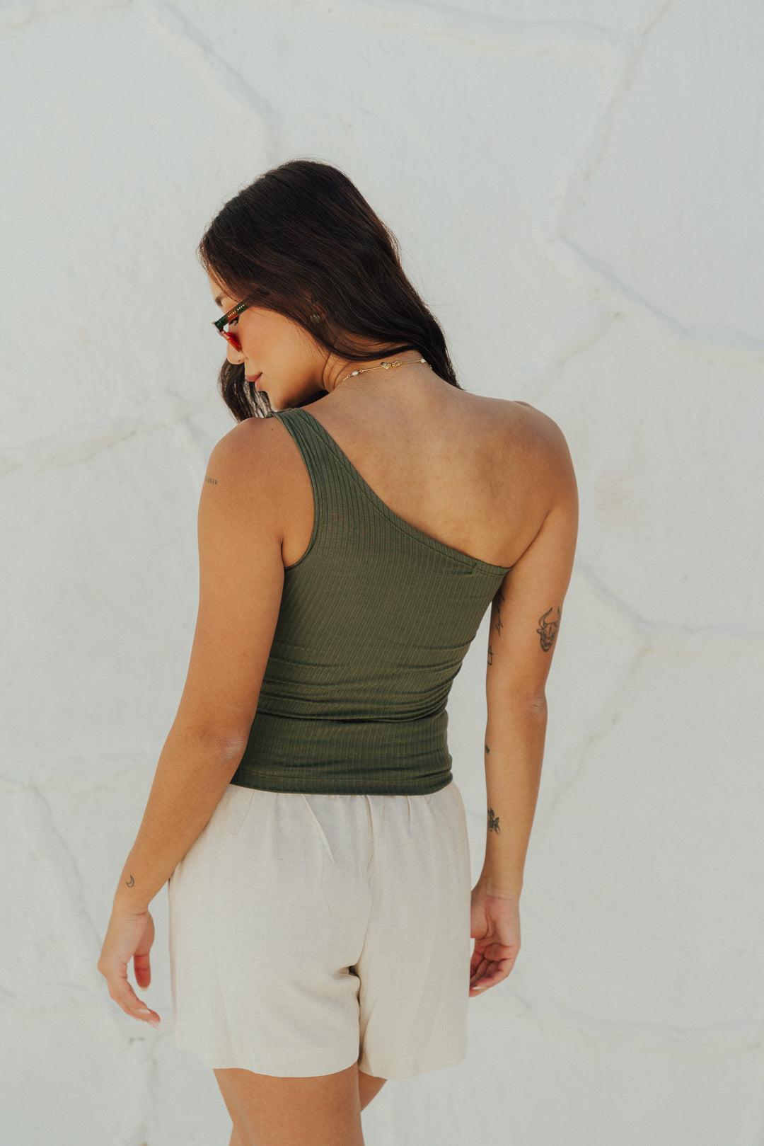 Regata Um Ombro Só Oliva