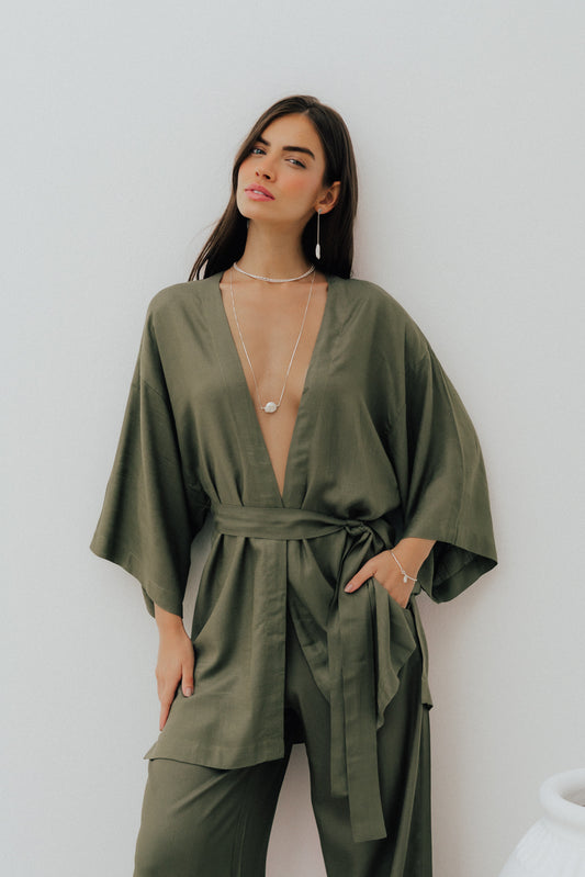 Kimono Reto Fenda Oliva