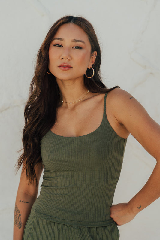 Regata Alça Canelada Oliva